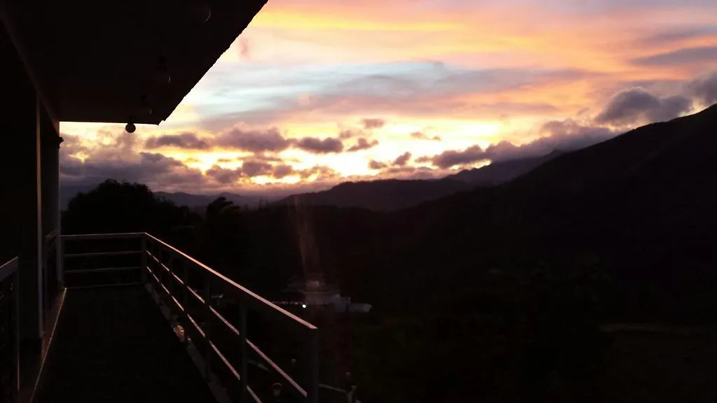 The Kissing Mountains Hotel Vagamon
