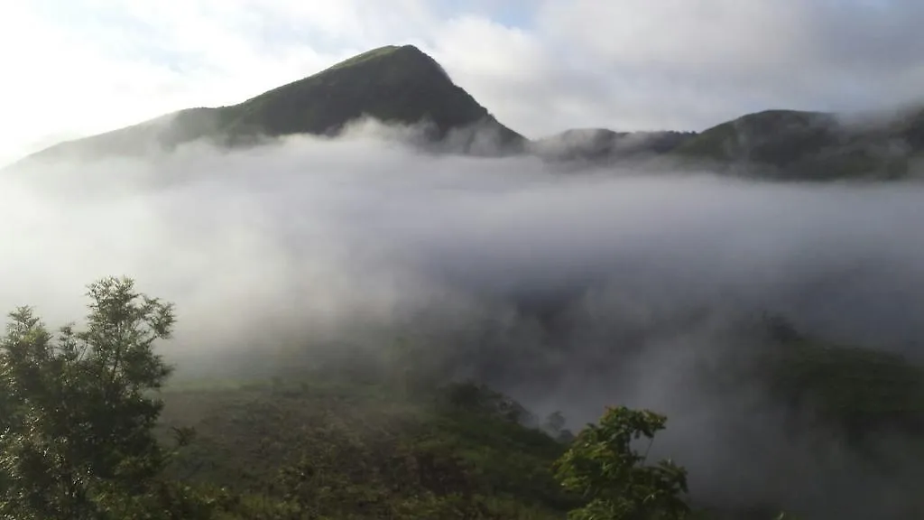 The Kissing Mountains Hotel Vagamon Resort