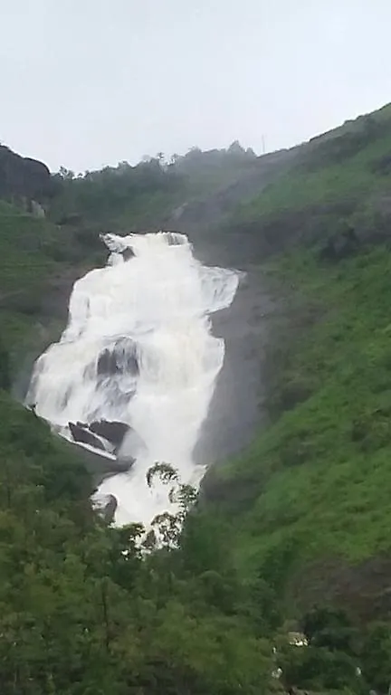 The Kissing Mountains Hotel Vagamon 0*,  India